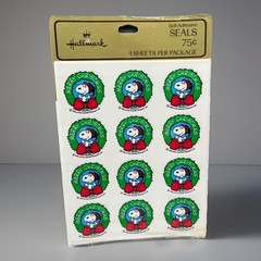 NEW VTG 1958 Peanuts SNOOPY “MERRY CHRISTMAS” Stickers Hallmark Seals 28 Sheets