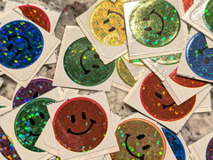 240 Round 1 Inch Holographic Glitter Happy Face Smile Stickers Envelope Seals