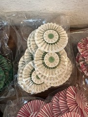 ANNA GRIFFIN Assorted Paper Rosettes Embellishments Christmas ++ Lot of 175