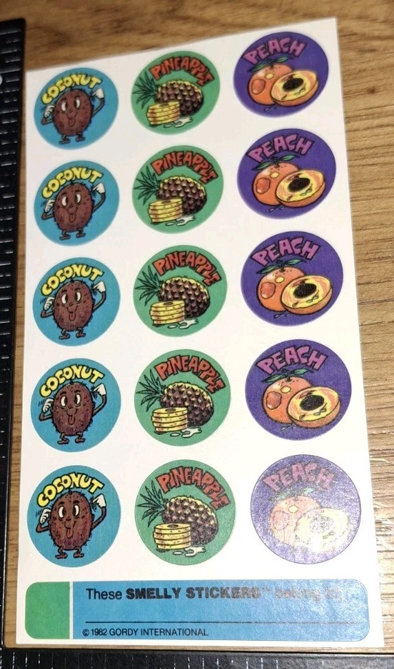 Vintage Stickers Scratch N Sniff Gordy Coconut Pineapple Peach+1 Strip ,code20-1