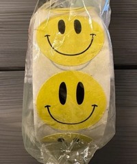 1 Roll 500 pcs Happy Face / Smiley Face Stickers 1 in / 25 mm Brand New