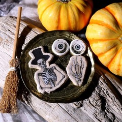 Halloween Rub-on Transfer Stickers 3 Sheets Use for Fabric Paper Wood Chips DIY