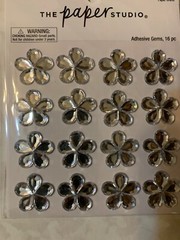 THE PAPER STUDIO 3D ADHESIVE GEMSTONE CLEAR CRYSTAL FLOWERS 16PCS