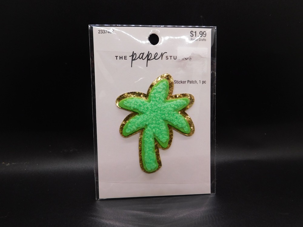 The paper studio green palm tree sticker patch 1pc