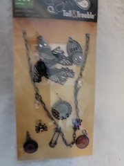 Making Memories 7PC Toil & Trouble Jewelry Kit/Trousse Charms Chain Scrapbooking