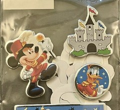 DISNEY Disneyland «Mickey Themepark» Cinderella Castle Parade (9) 3D Stickers