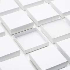 RJ Displays 25 Pack Cotton Filled Swirl White Paper Cardboard Pocket Watch Je…