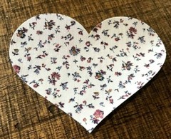 Romantic Roses Heart Cute Iron On Fabric Applique About 5 Inches Wide
