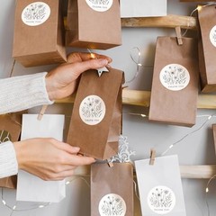 500 PCS 1.5 Inch Thank You Stickers for Small Business, Baking, Line Flowers 1