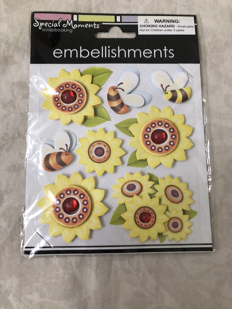 Special Moments Scrapbooking Embellishments Bumble Bee and Flower New in Package