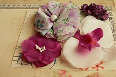 Flower 8 PURPLE VIOLET Paper 4 Styles 15-80cm Across Manor House VA2