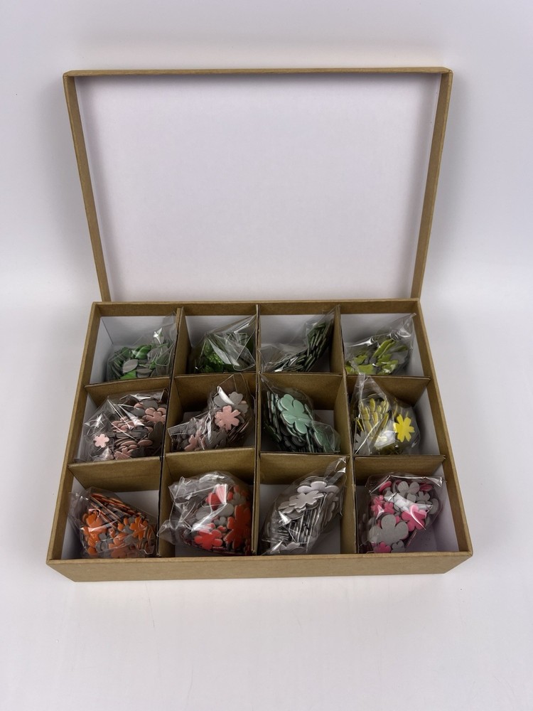 Kingston Crafts Chipboard Embellishments Floral Flowers Leaves Sparkle