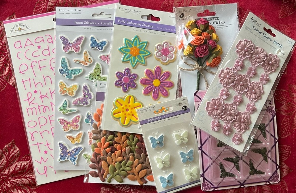 LOT OF 8 FLORAL & METAL STICKERS & EMBELLISHMENTS #368