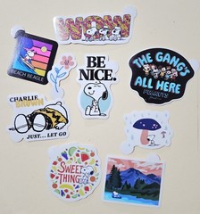 Peanuts «Snoopy» / 9 Vinyl Decal Stickers. Waterproof.