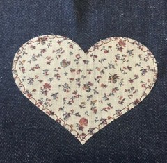 Romantic Roses Heart Cute Iron On Fabric Applique About 5 Inches Wide