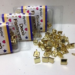 HyGlo Deco Fasteners – Brads – 1/4″ Gold Square – 200 – NEW
