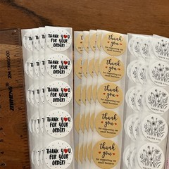 200pcs Cute Thank You Stickers 1 inch Small Business Decorate Envelopes Sealing
