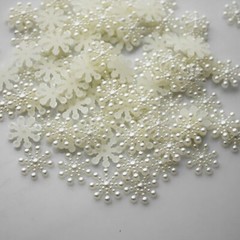 25 Shiny Resin Pearl Snowflakes Flatback Beads Crafts Scrapbooking