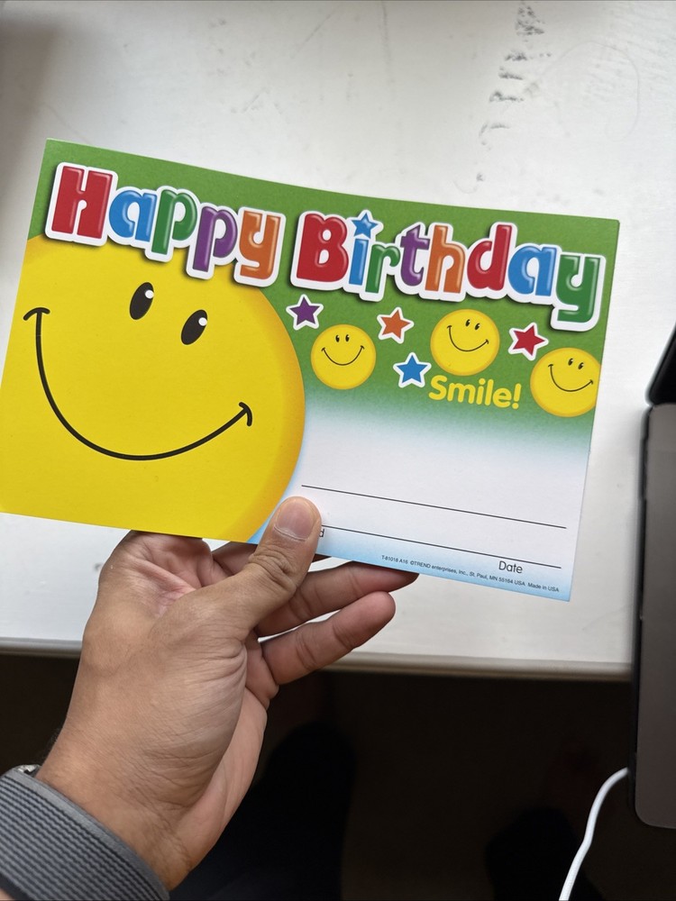30 Count «Happy Birthday» The Bake Shop Recognition Awards 5.5″x8.5″ TREND