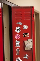 THE GOONIES VARIETY DIE CUT VINYL 50 CT STICKER PACK