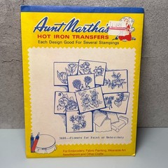 VTG MCM Transfer Pattern Hot Iron On Aunt Martha’s Floral Flowers Roses Plants