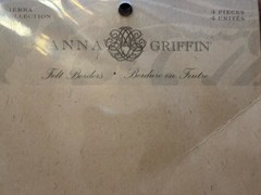 Anna Griffin Fall Border Embellishments 4 Piece 12”