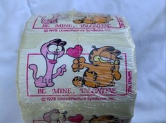 Sealed roll 1978 Vintage Garfield Be Mine Valentine Sticker Roll 125 Wrapped