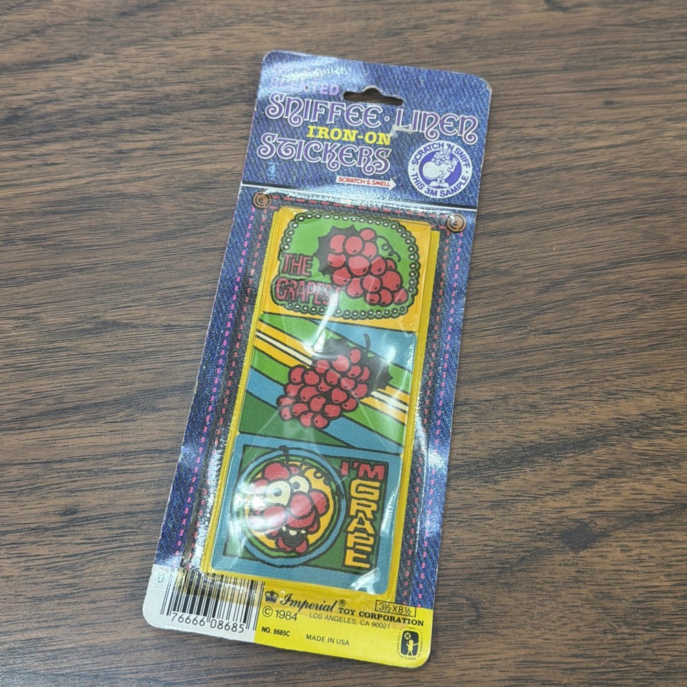 RARE Vintage SNIFFEE LINEN Iron On Imperial Toy Co. Scratch N Sniff GRAPE 1984