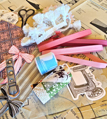 Vintage Sewing Ephemera Junk Journal Kit Pattern Papers Lace Notions Craft Lot