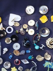 A real athenic fake set of jewelry plastic metal I’m pretty things