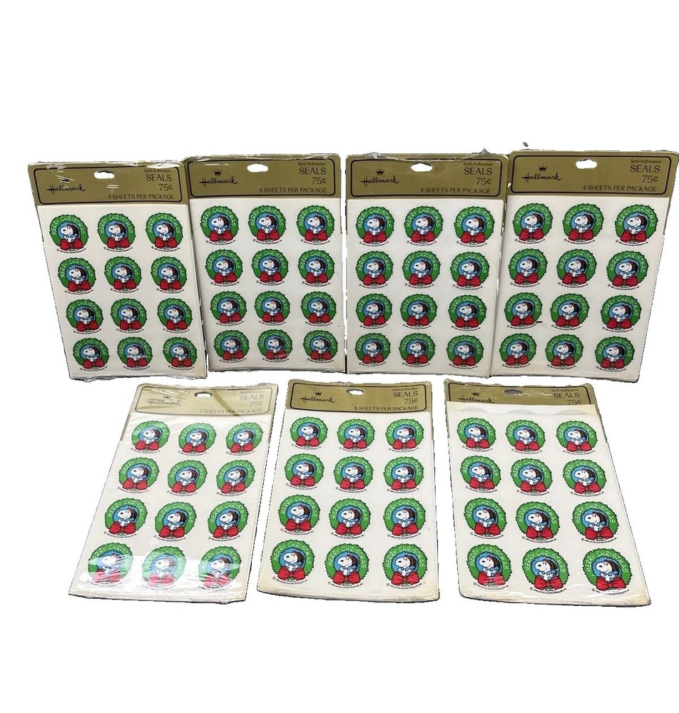 NEW VTG 1958 Peanuts SNOOPY “MERRY CHRISTMAS” Stickers Hallmark Seals 28 Sheets