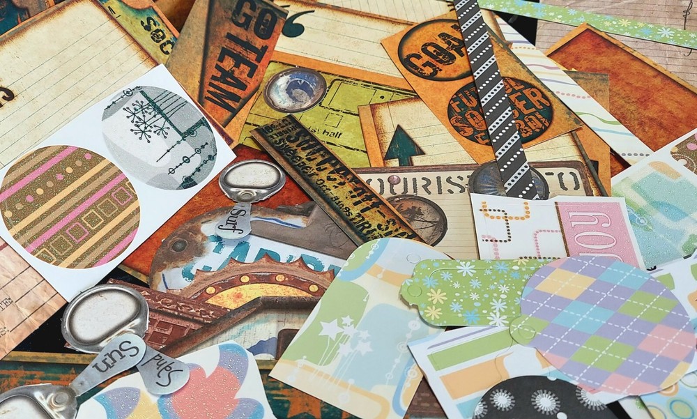 100 LOOSE ELEMENTS: IDEAL FOR JUNK JOURNALS, SCRAPBOOKING CARD MAKING & PAPER…