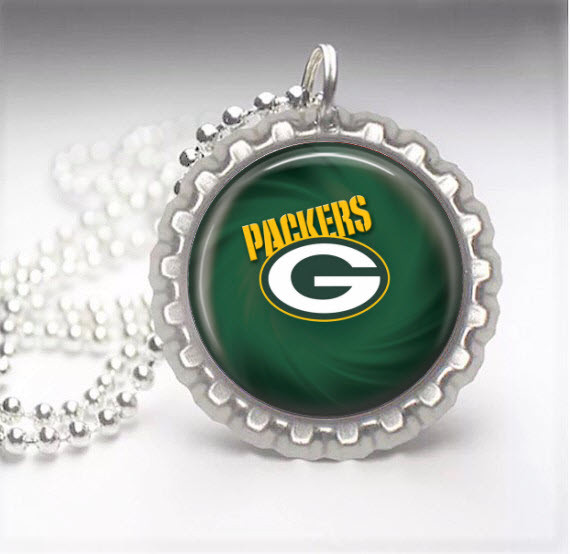 Green Bay Packers Silver Bottle Cap Pendant Necklace