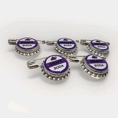 Set of 5 – Replica ELLIE BADGE GRAPE SODA BOTTLECAP PIN! «UP» 1:1 Replica Up Pin