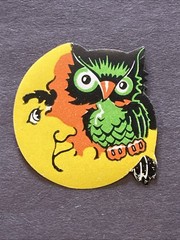Halloween Dennison Owl & Moon Used Gummed Seal 1950s