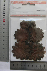 Mulberry Paper Daisies Mix CHOCOLATE – 60 Pk 3 Sizes 2.5, 3.5 & 5cm Kaisercraft