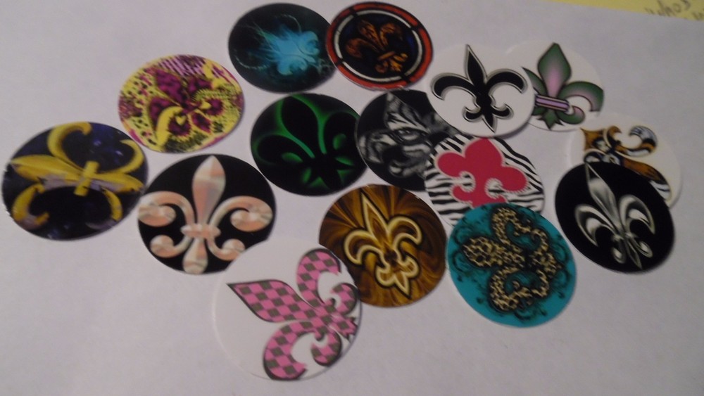 Pre Cut One Inch Bottle Cap Images Fleur de Lis Free Shipping