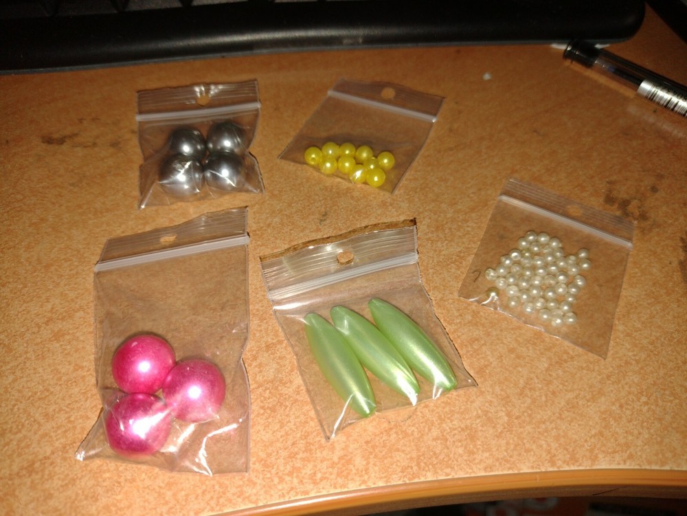 5X BAGS EMBELISHMENTS WITH PEARLS ETC FOR SCRAPBOOKING/JOURNALS NEW (P11)