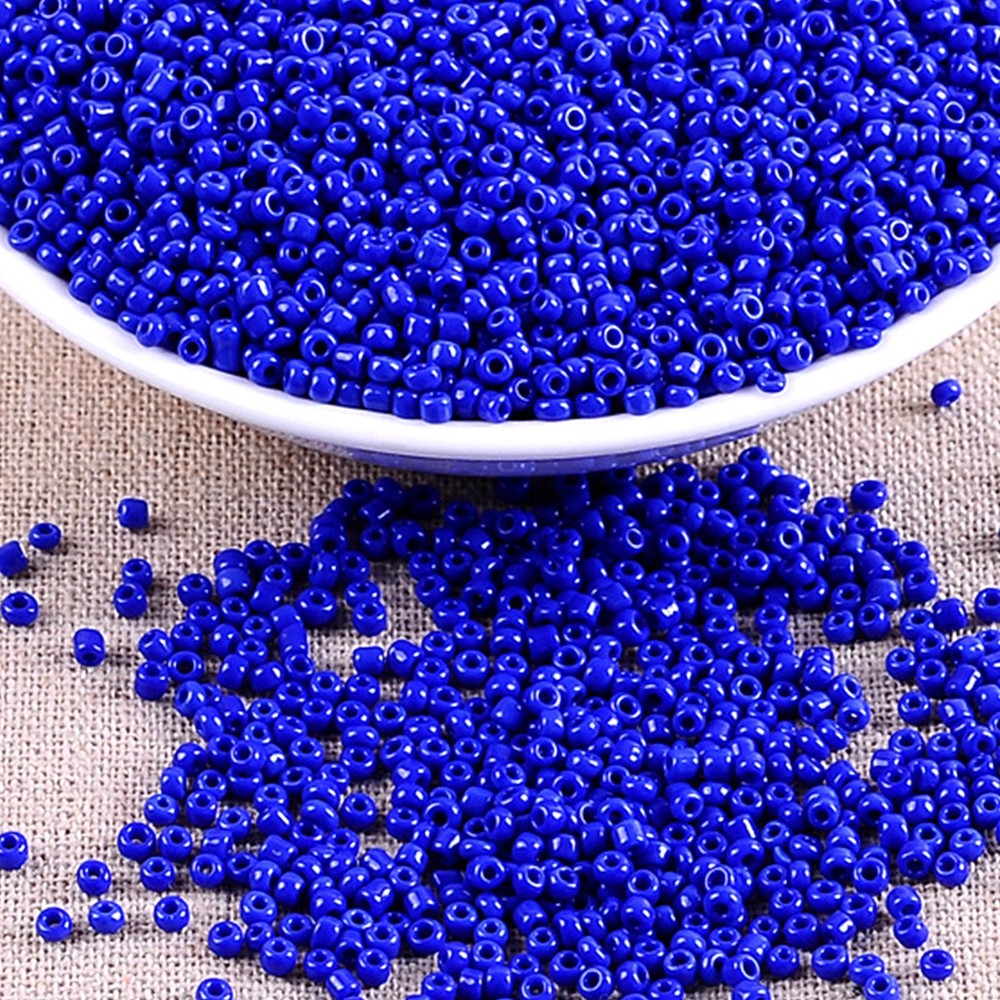 2000 pcs Opaque Glass small Beads 2mm (10/0) + Storage Box Jewelry Making