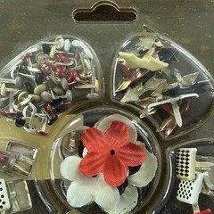 2 Creative Kits Flower Brad Embellishment Hot Off The Press Scrapbooking Cards