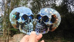 Pack of 2 – 4″ HOLOGRAPHIC Facing SKULLS Stickers BIG 4 inch skull STICKERS