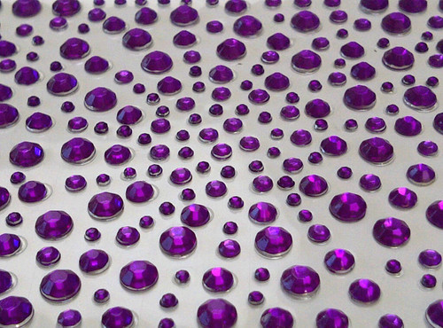 CraftbuddyUS 325 Purple Self Adhesive Diamante Rhinestone Gems Cards & Craft