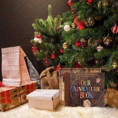 Artistic 148-Page DIY Scrapbook with Leather Cover – Perfect for Special Moments