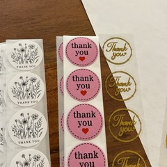 200pcs Cute Thank You Stickers 1 inch Small Business Decorate Envelopes Sealing
