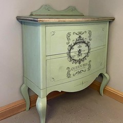 OLYCRAFT 3pcs/Set Queen BEE Rub on Transfers for Furniture and Royal Bee