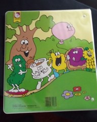 Vintage Trend Scratch n’ Sniff Sticker Collector’s Album Three Ring Binder