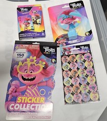 Trolls World Tour Stickers Night Light And Play Cards