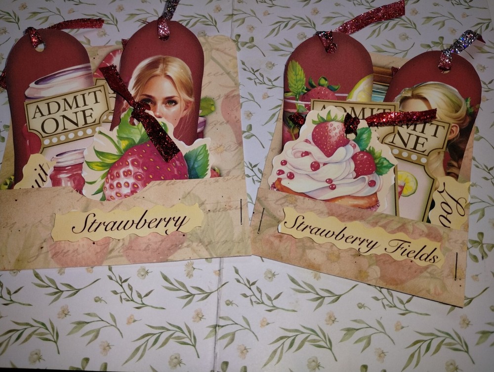 2 Beautiful Strawberry Pockets Set Junk Journals Scrapbook Usa