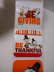PEANUTS THANKSGIVING Snoopy Woodstock 100 Stickers Roll 1.5 x 1.5″each