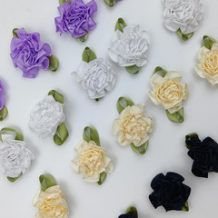 50Pcs Satin Ribbon Roses Fabric Flowers for Sewing Multicoloured Flower Embellis